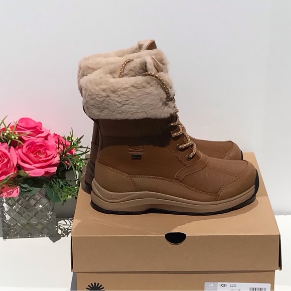 UGG Zaylee Boots - Picture 3 of 10